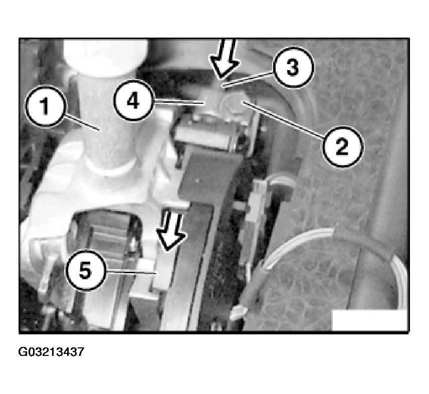 G03213437