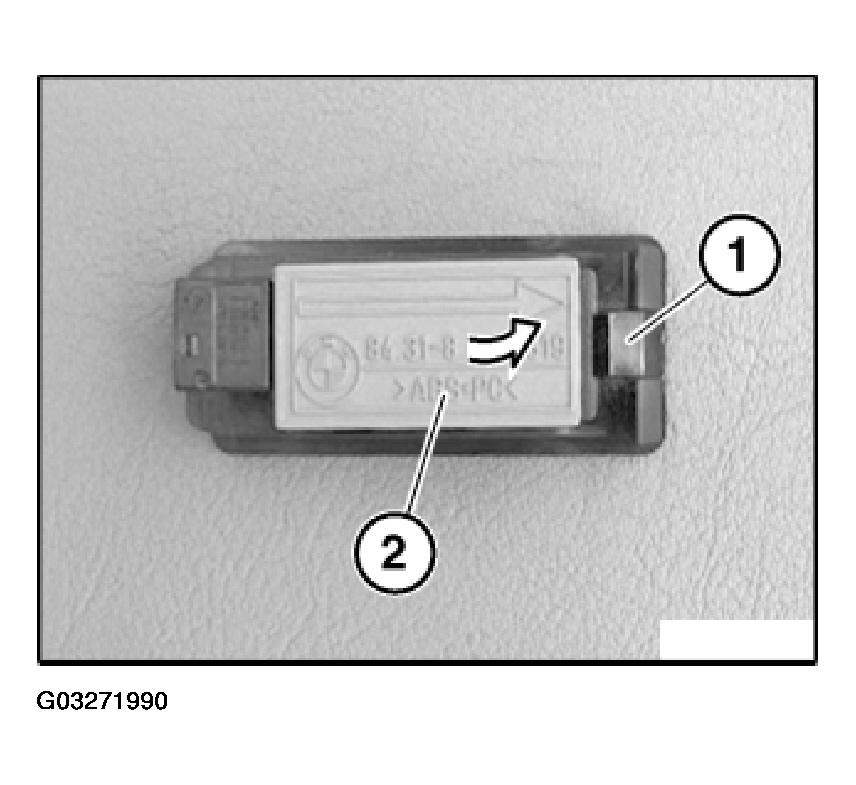 G03271990