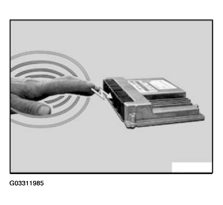 G03311985