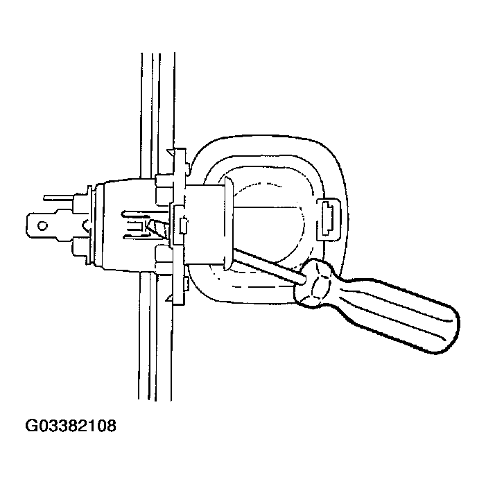 G03382108