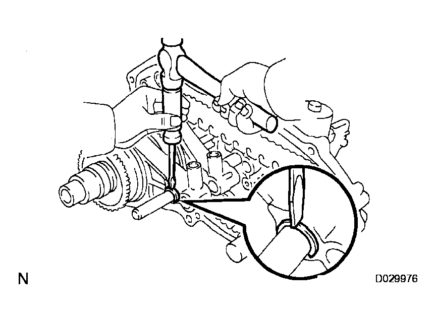 G04369318