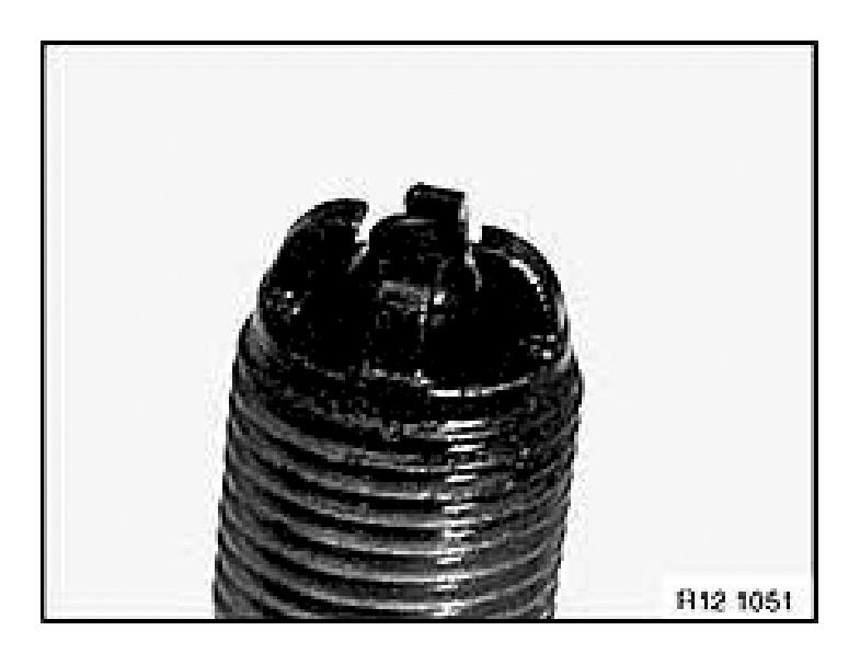 G04604744