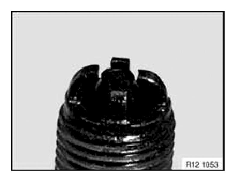 G04604745