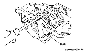 G04824137