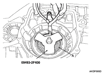 G04863994