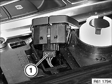 G08560798