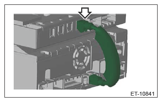 G13865732